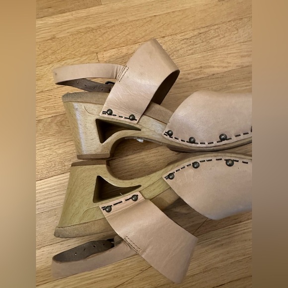 Dansko Women’s Thea Studded Dandal Size 36/5 - Picture 5 of 12